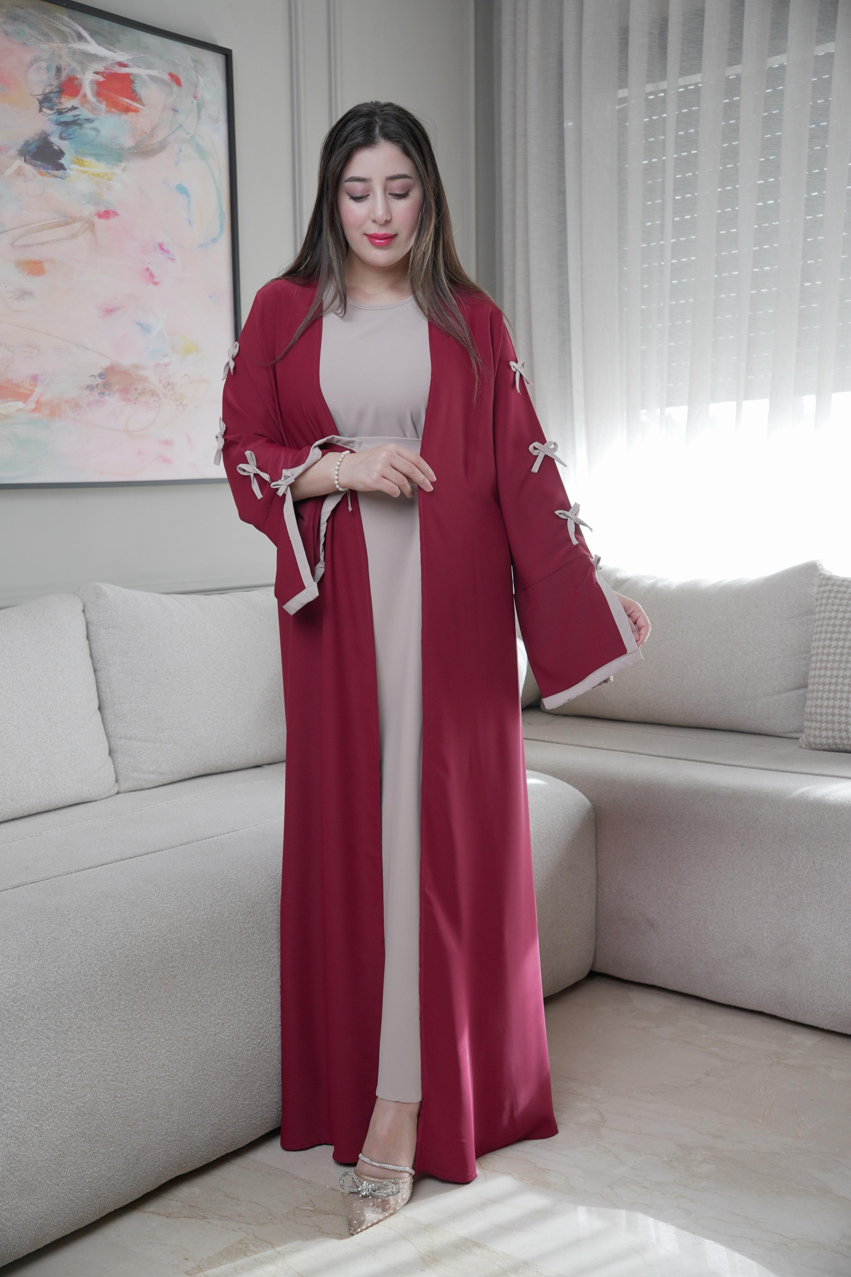 هميزة 2025: آخر صيحات العباية 2 بياس بأقل من ثمن الجملة😍
