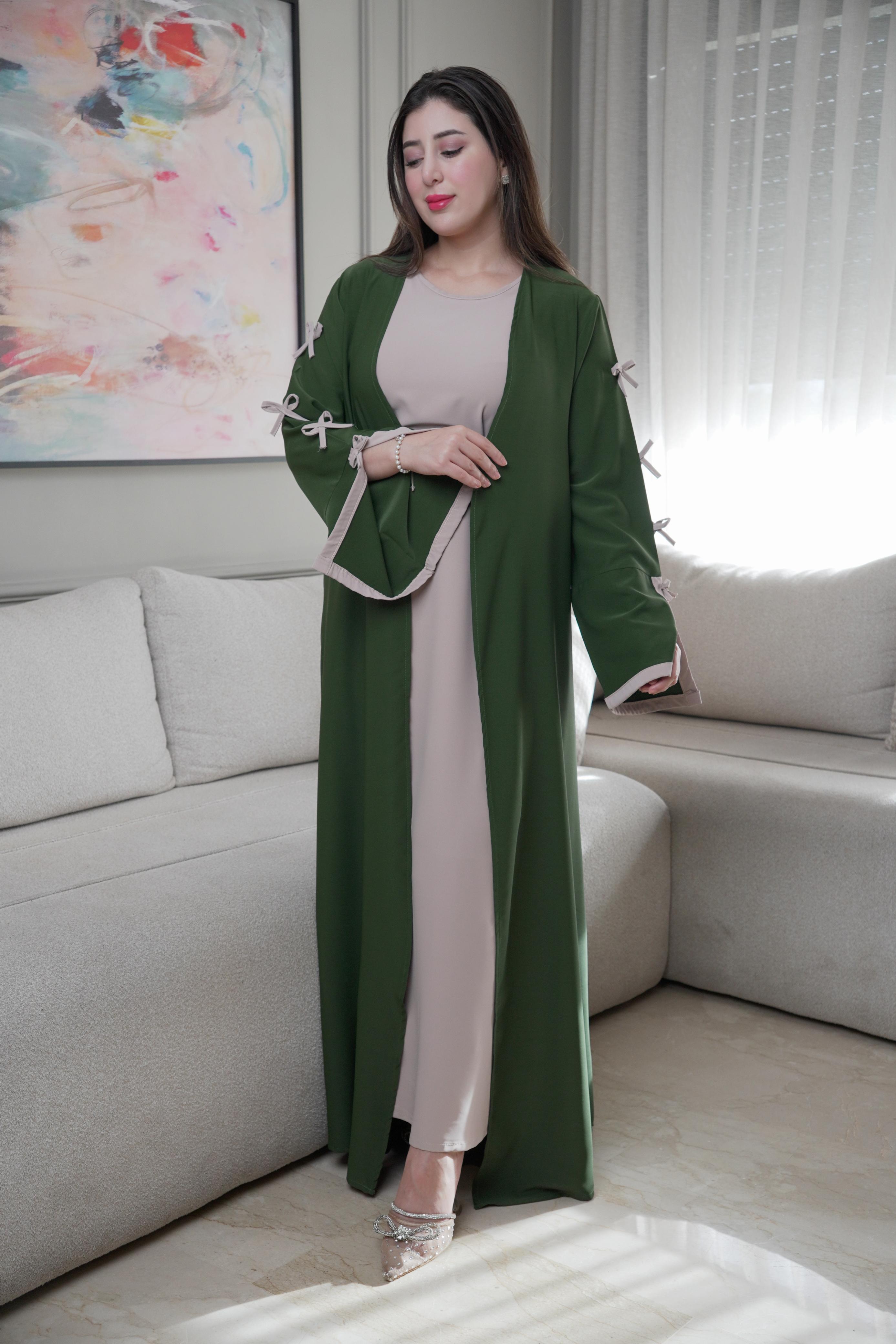 هميزة 2025: آخر صيحات العباية 2 بياس بأقل من ثمن الجملة😍