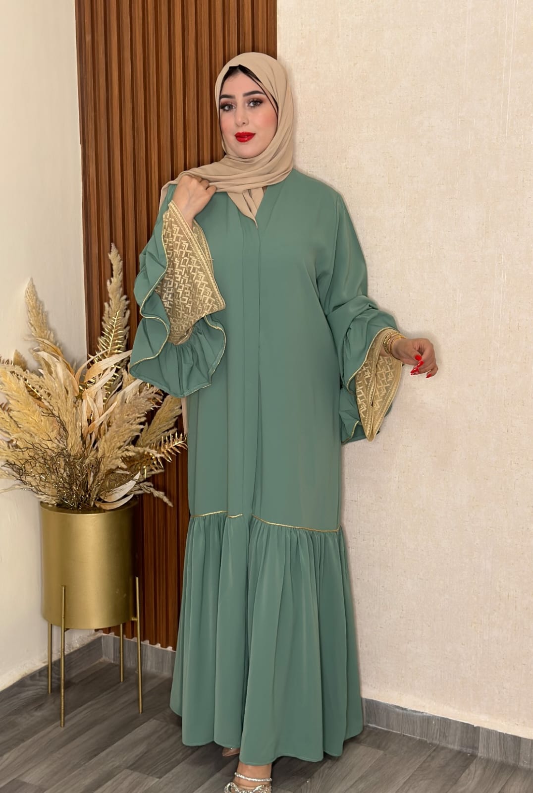هميزة 2025: آخر صيحات العباية الإماراتية بأقل من ثمن الجملة😍 - بدون شال