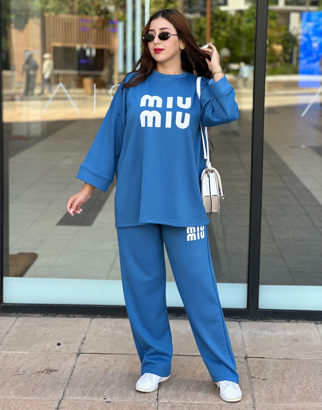 أنصومبل 2 بياس MIU SIMPLE بثوب مونطوني