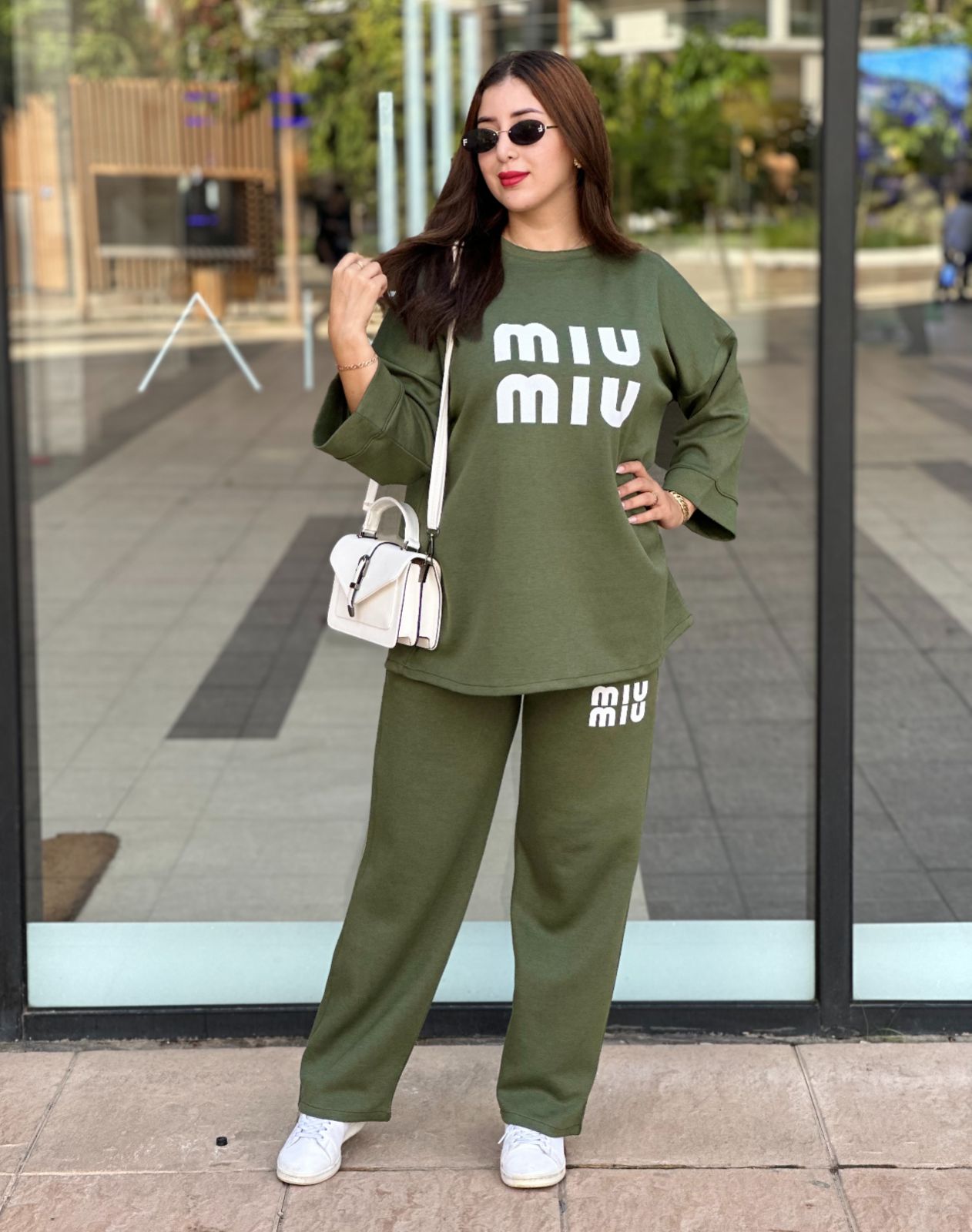 أنصومبل 2 بياس MIU SIMPLE بثوب مونطوني