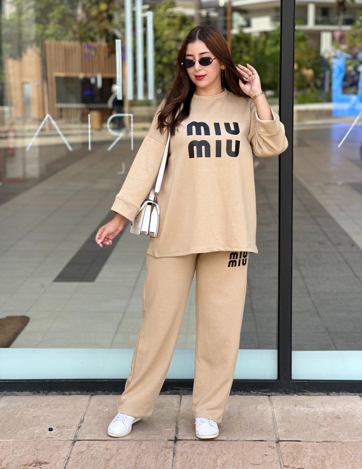 أنصومبل 2 بياس MIU SIMPLE بثوب مونطوني
