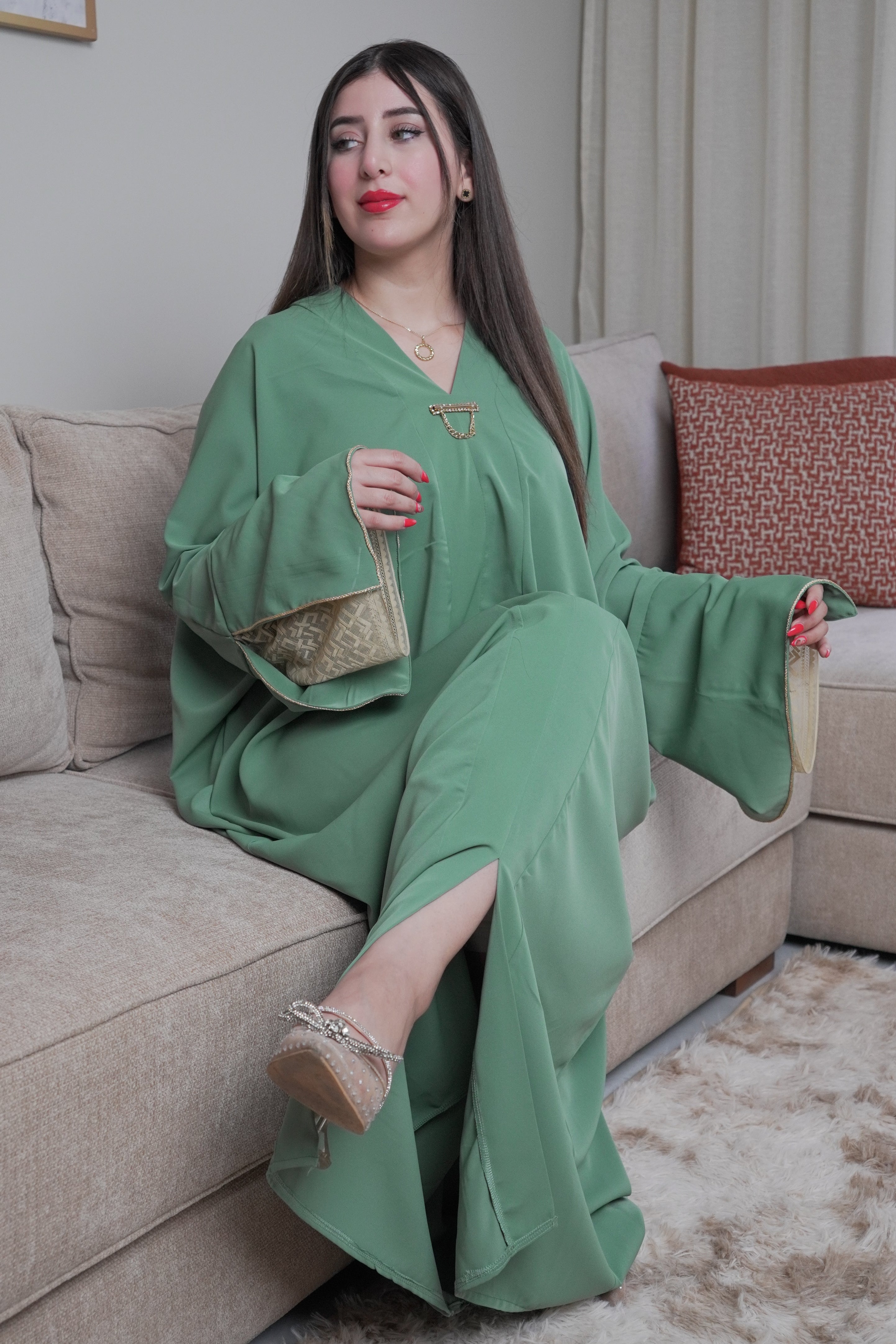 هميزة 2025: آخر صيحات عباية الفراشة بأقل من ثمن الجملة😍